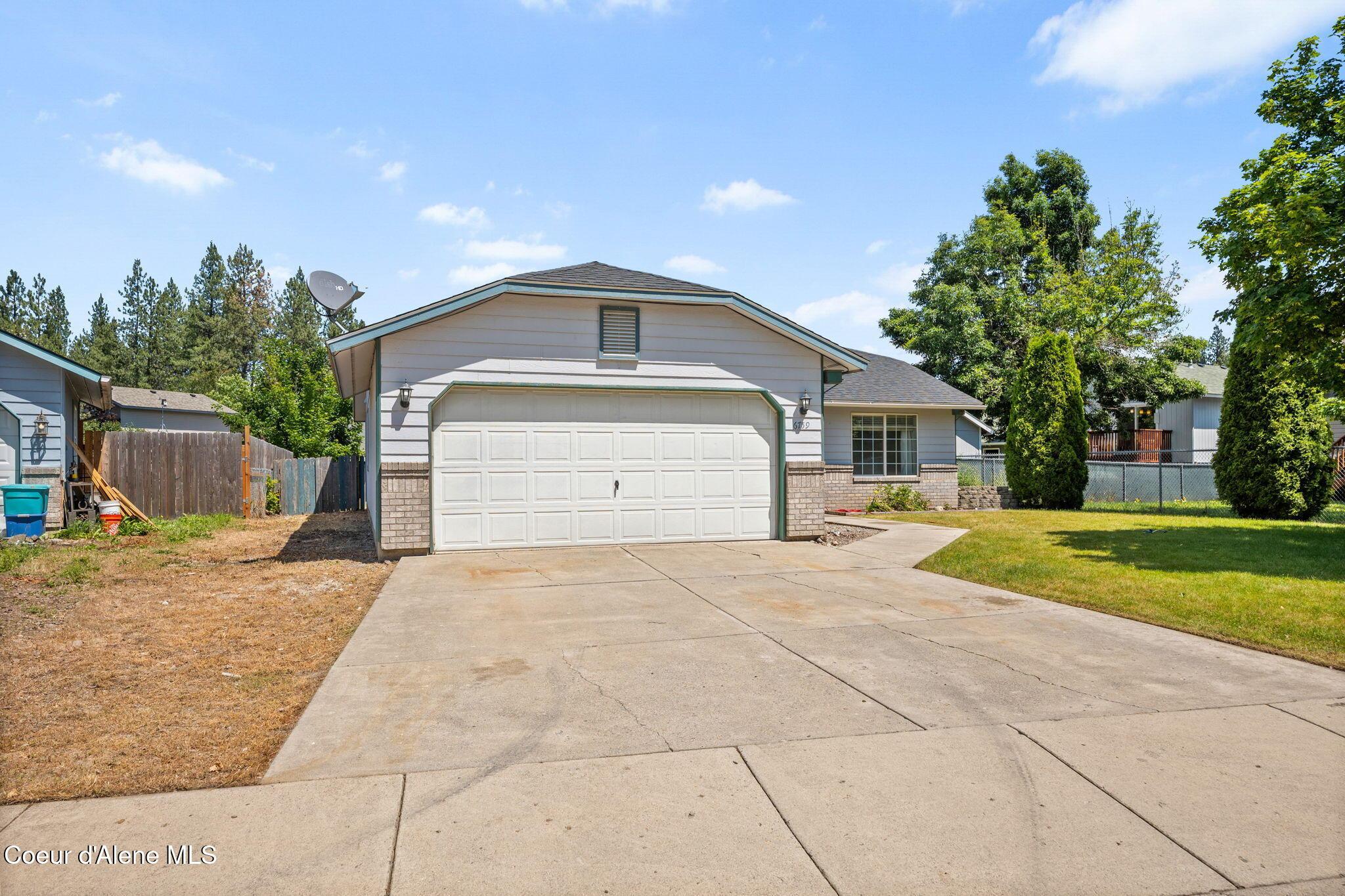 Image 3: 3-web-or-mls-6759 W Darby-3