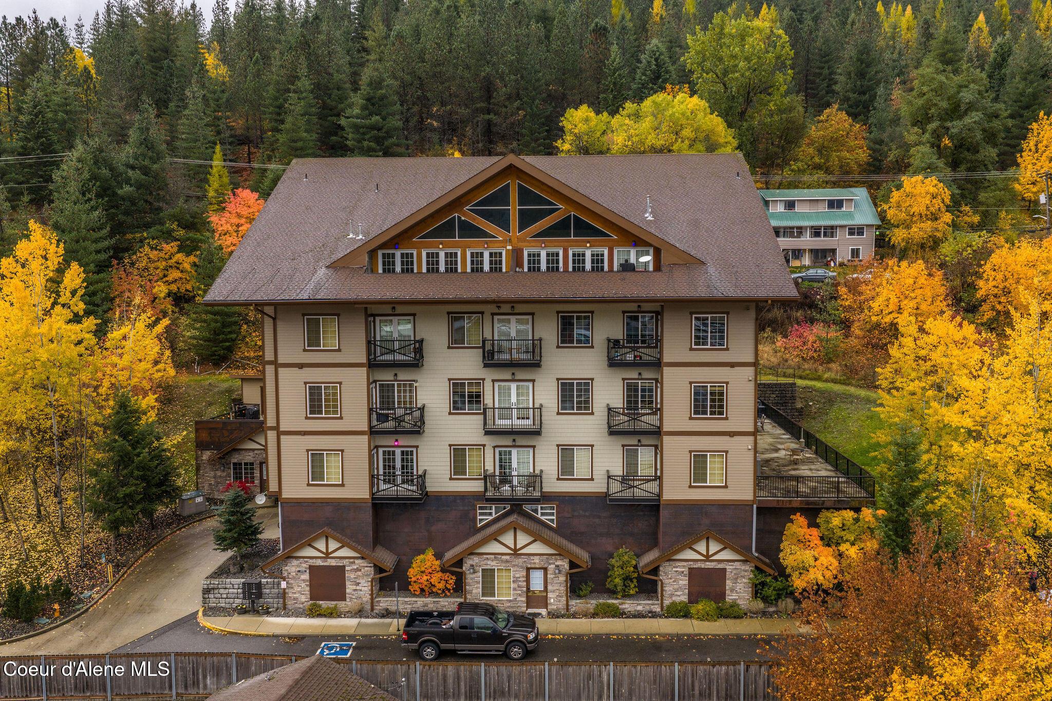 Image 3: Front of Condos
