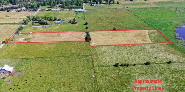Image 2: 973 Riverdale Dr-7-Edit