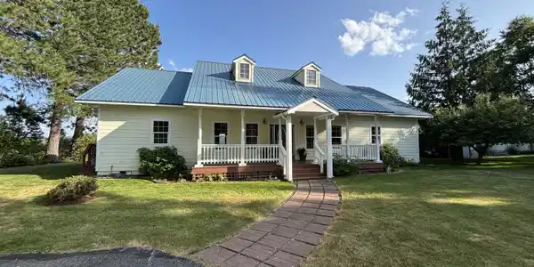 182 Sunnyside Rd