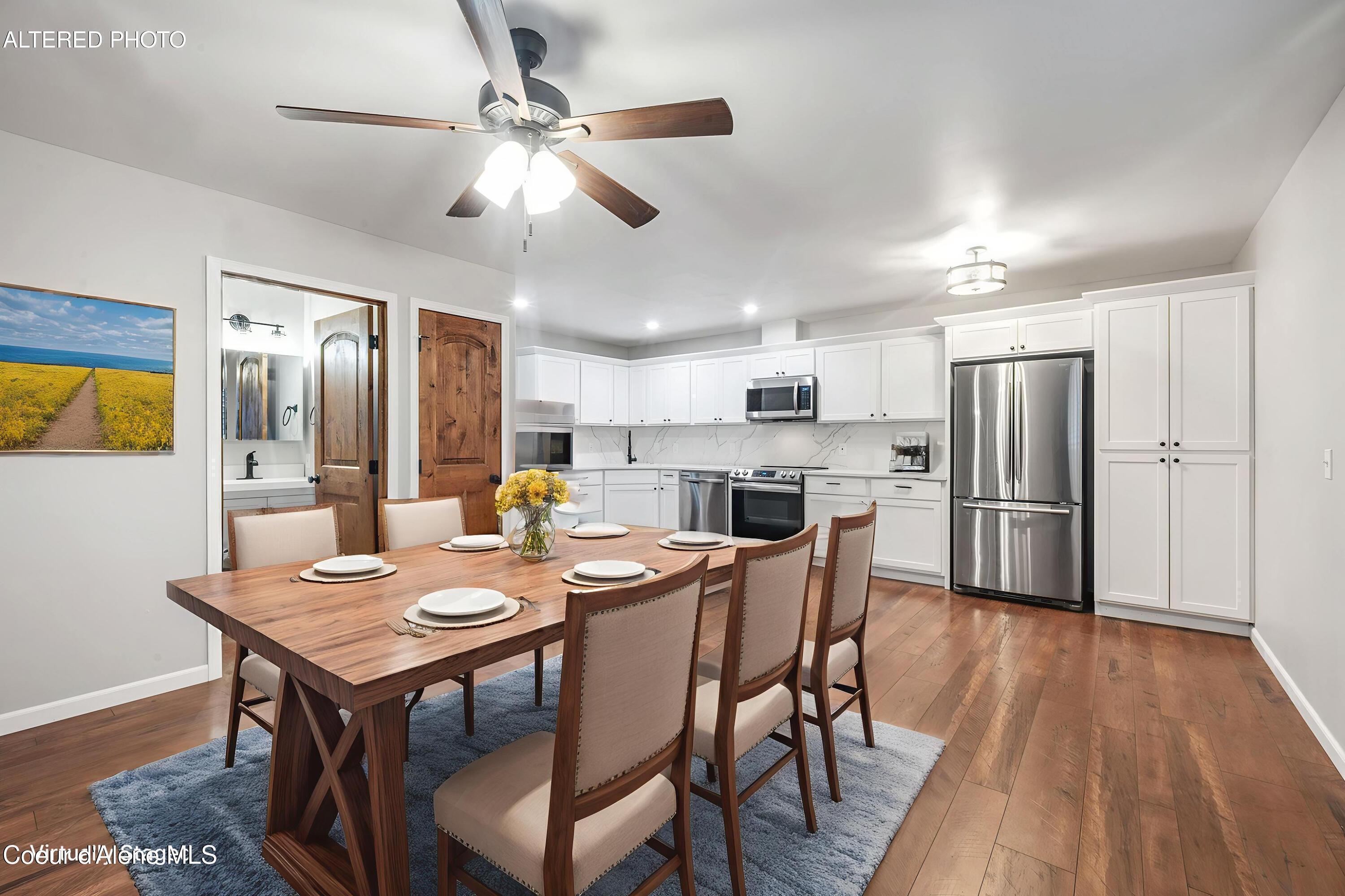 Image 4: 15.jpg-FULL - Dining Room - Standard - 0