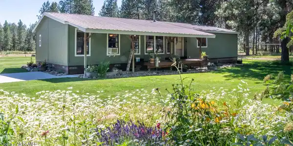 4882 W Highway 53