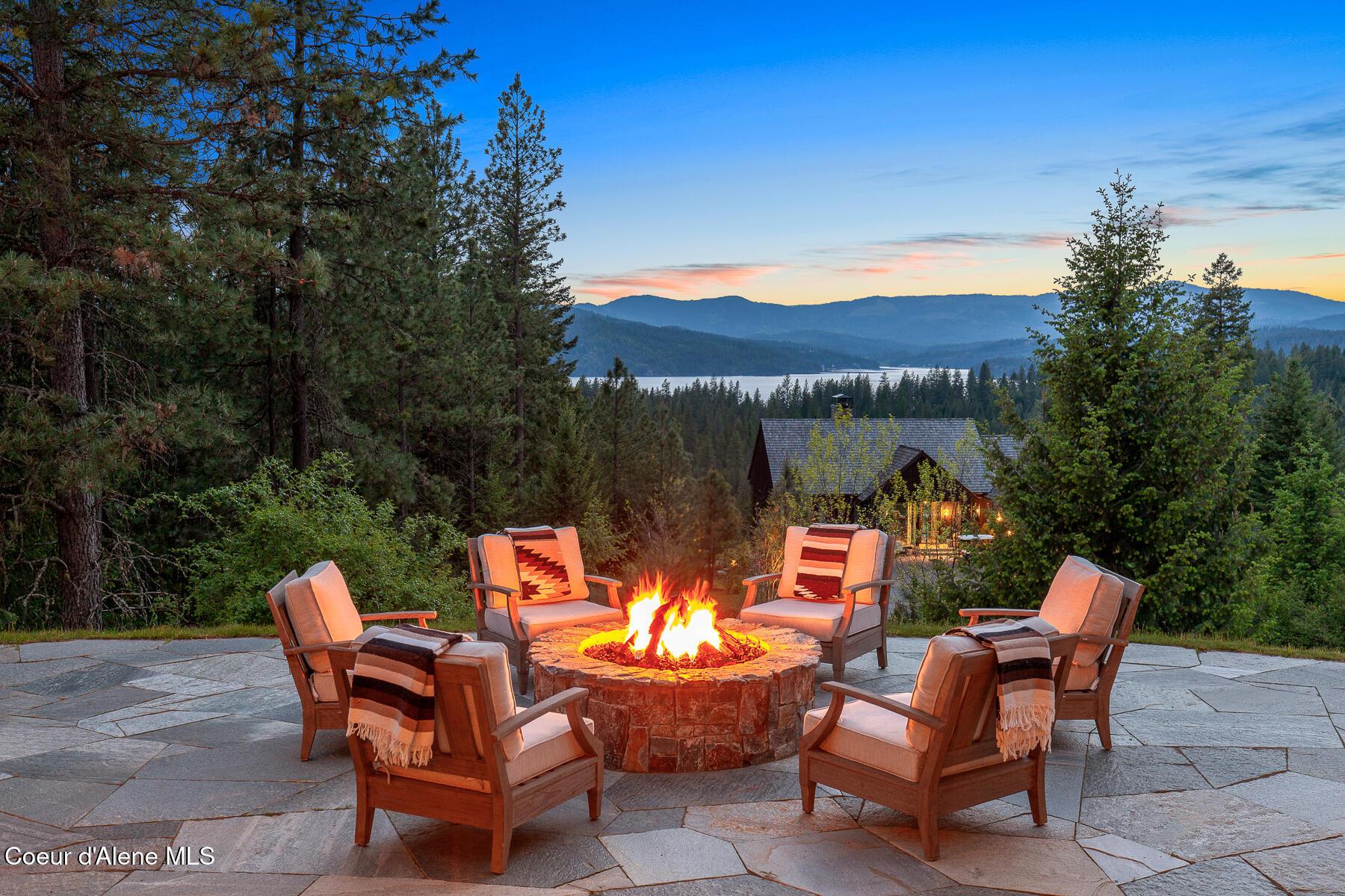 Image 2: Estate141_Twilight-4