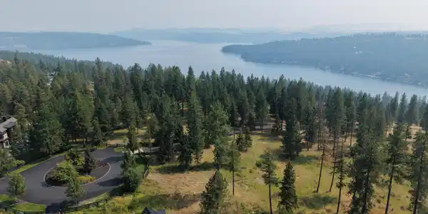 Image 2: A Generous 1.50 Acre Parcel