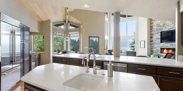 Image 3: 03-Kitchen 2