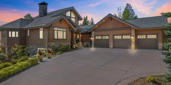 Image 4: Exterior - Twilight