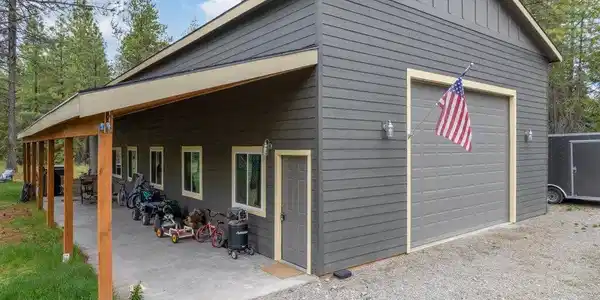 172 Wyatt LANE
