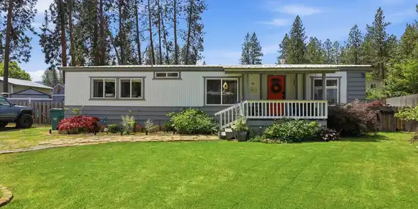101 N Woolsey CT