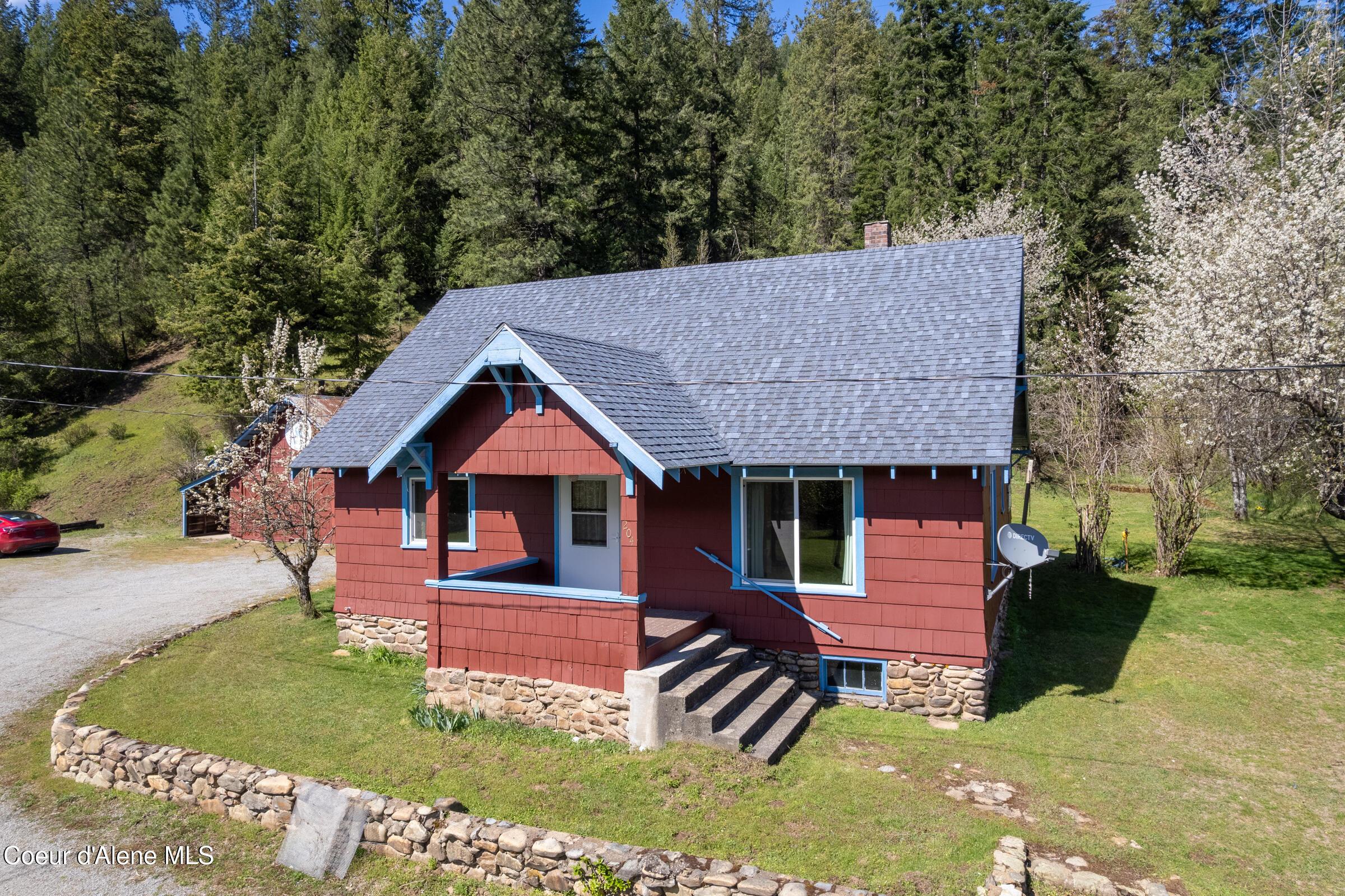 Image 1: 001-204NucholsGulchRoad-Osburn-ID-83849-