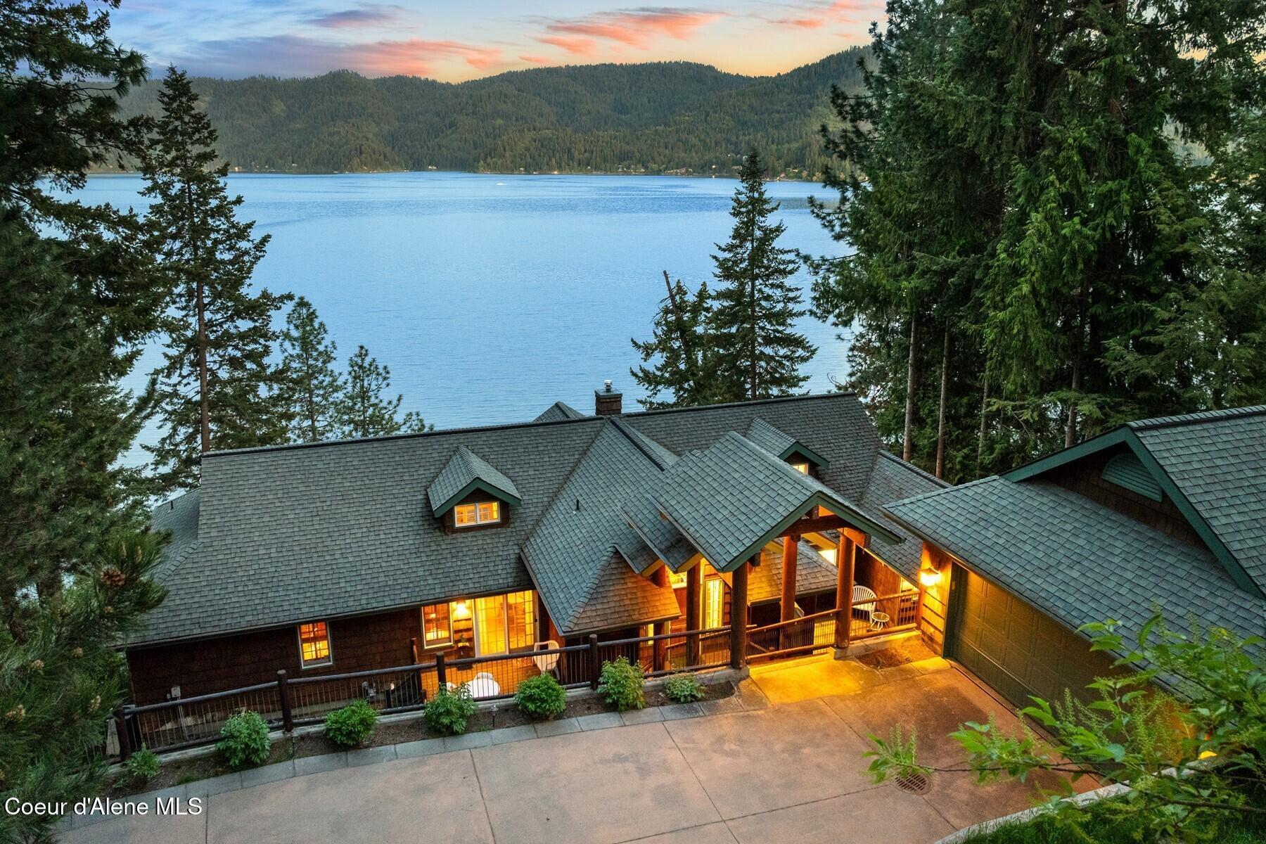 Image 2: Custom Waterfront, Private Dock