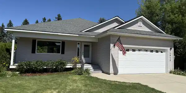 1410 J R Court