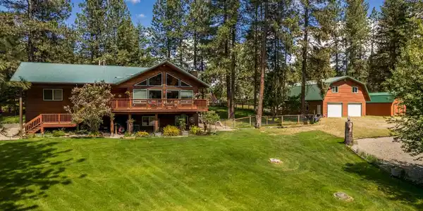 493 Rim Dr