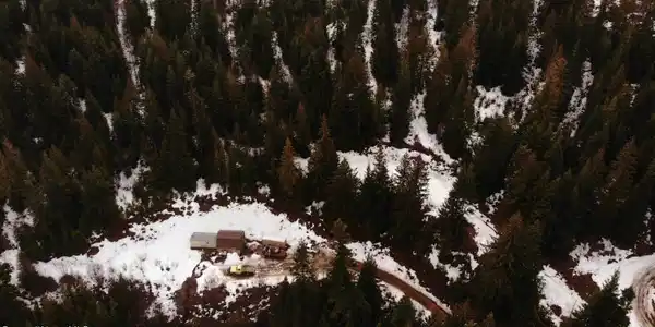 Image 2: DJI_0215
