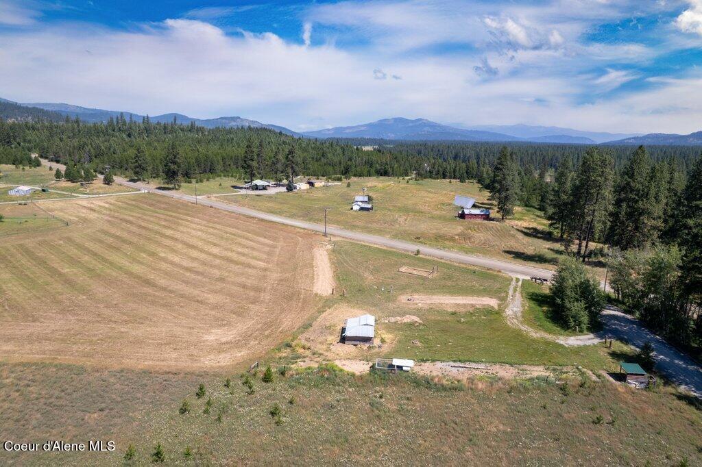 Image 3: 047-51BowersTrail30SawbuckRoad-SpiritLak
