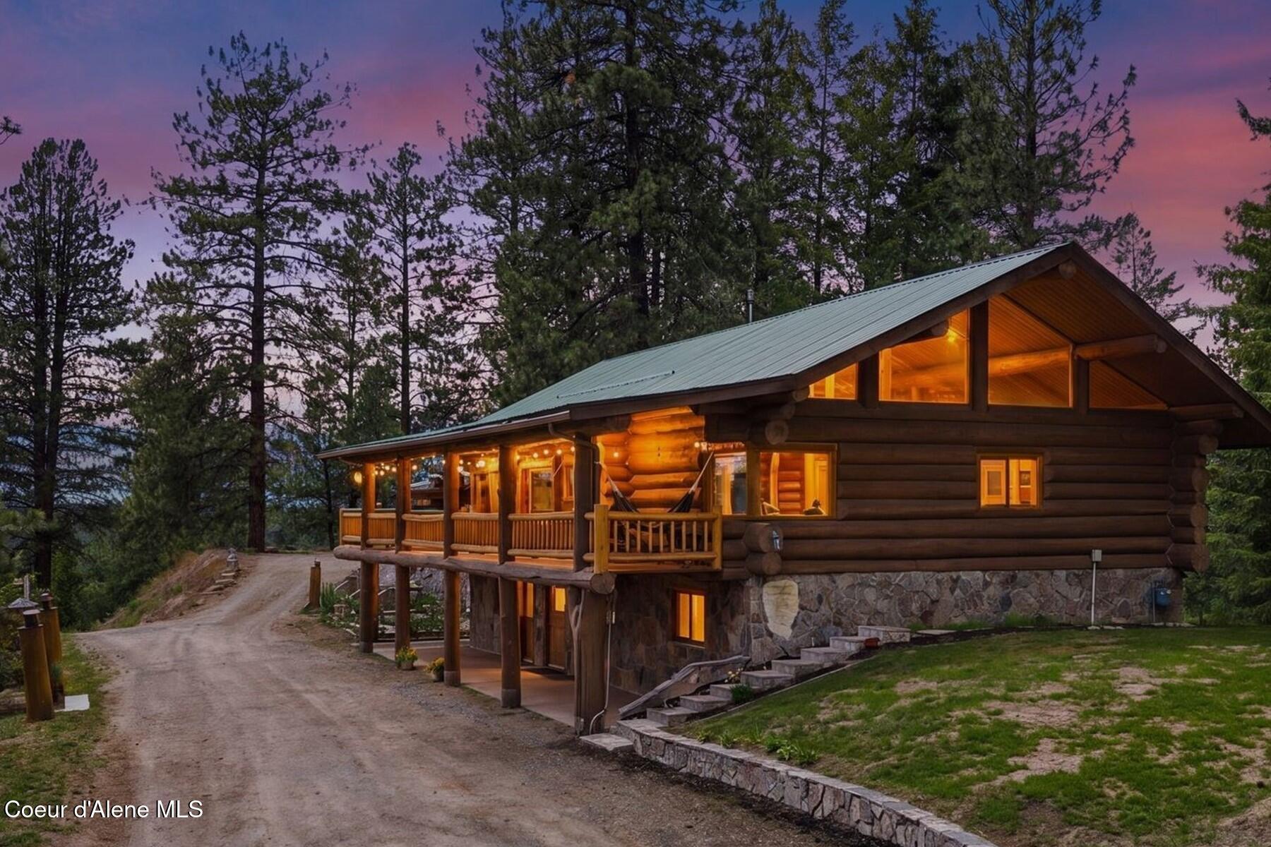 Image 1: exterior shot main house
