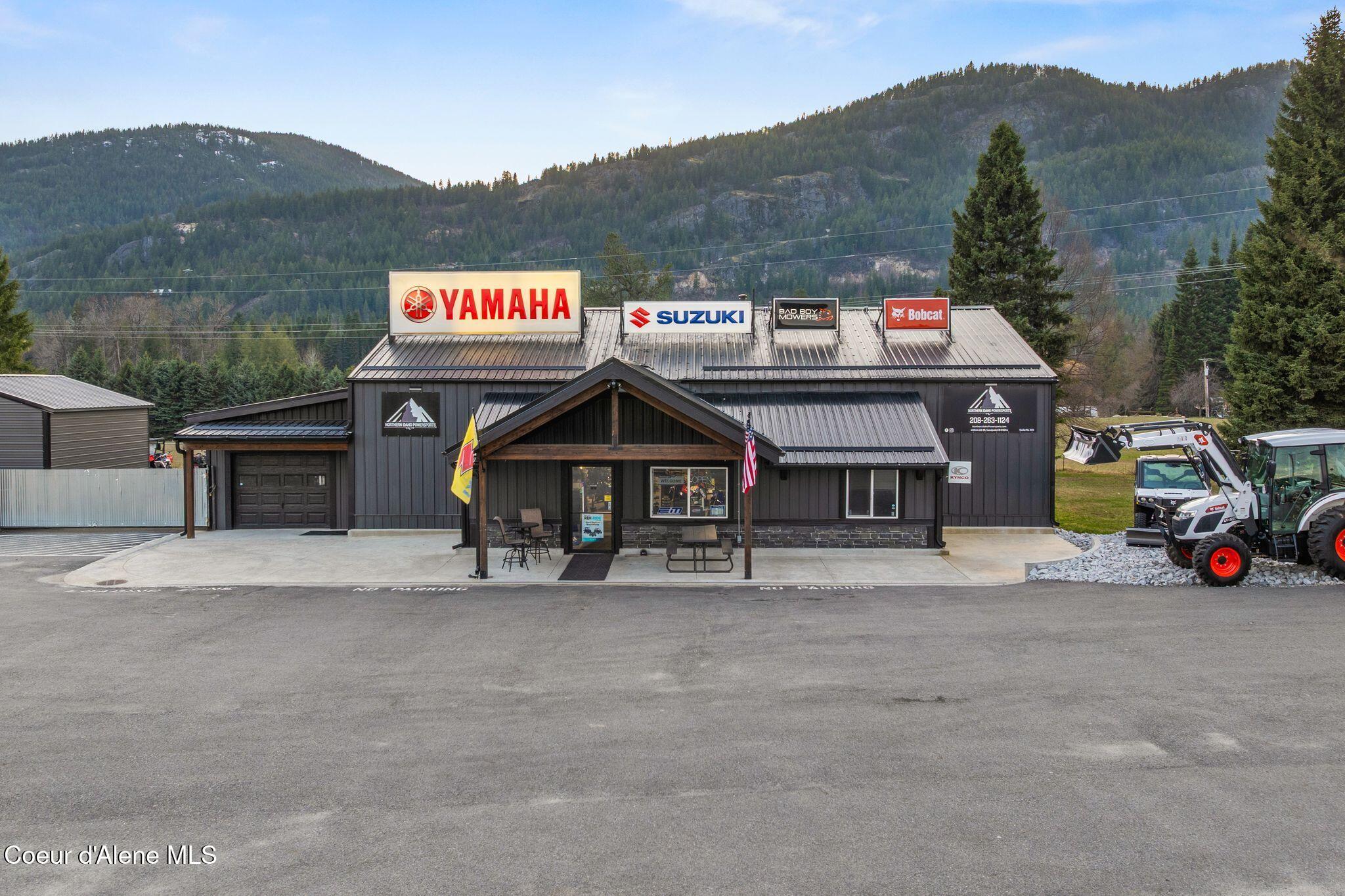 Image 2: Commercial Building/Property