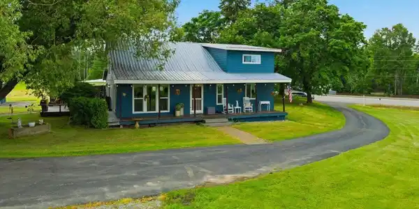 Image 2: Front of house