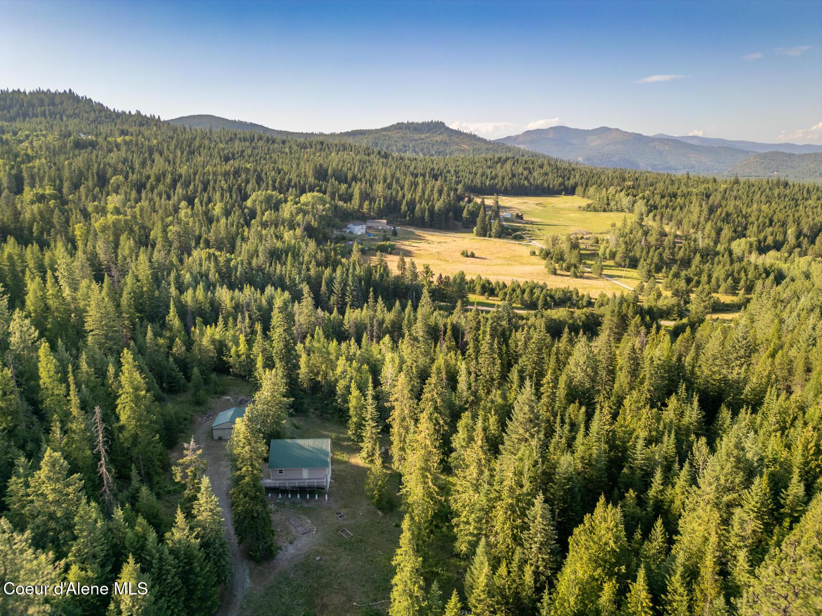 Image 2: 699 Granite Ridge-2