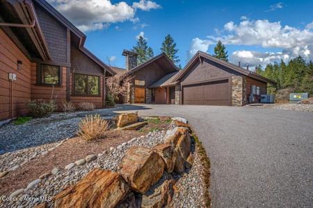 1028 S Idaho Club DR