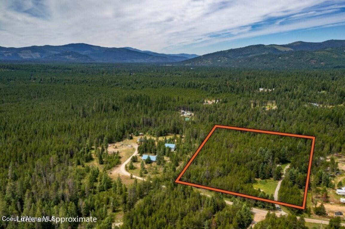 Image 1: Property boundaries (Medium)
