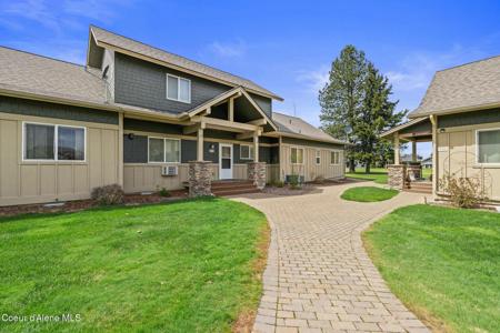 89 Chardonnay Drive