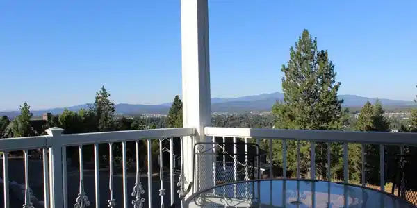 Image 2: Deck View