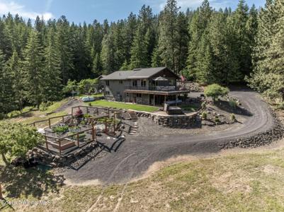 8718 W SAUSSER DR