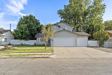 3841 W RIVER FALLS DR
