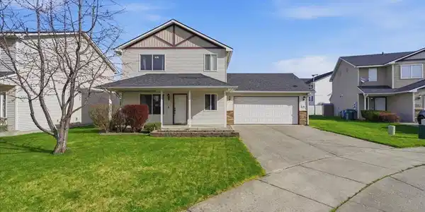 580 N Hydra PL