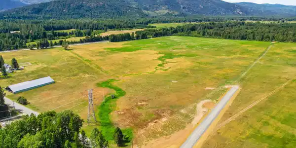 Image 2: 2_dji_0714