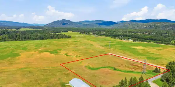 Image 4: 4_dji_0720 copy