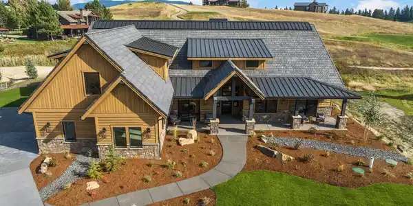 Image 3: Situated on a 0.56 Acre Parcel