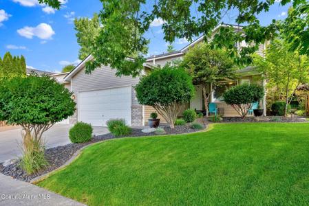 1961 W RIDGEMONT AVE