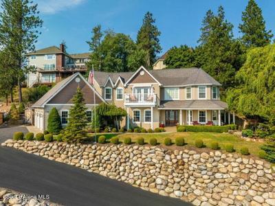 2735 E SPYGLASS CT
