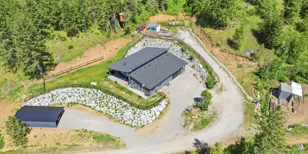 Image 2: 1_dji_0684