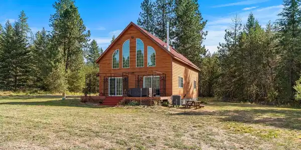 95 Twin Rivers Rd