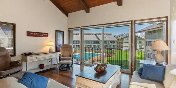 301 Iberian Wy Unit 207