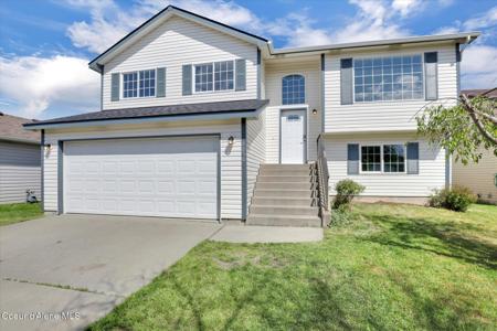 2230 N METHOW CT