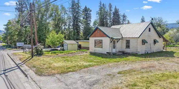 Image 3: 03-5518 hwy 2