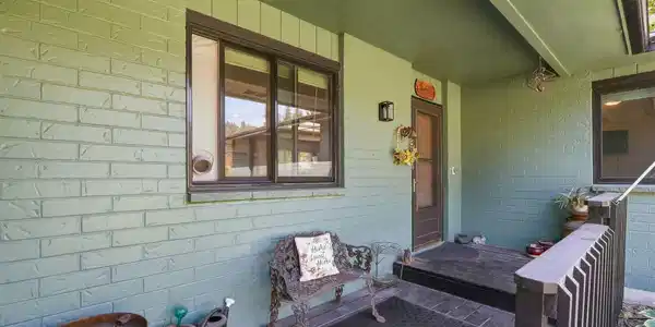 Image 4: Inside-Media-Hollister Hills-4