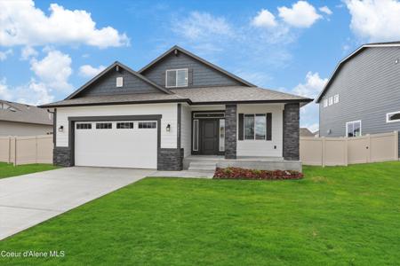 6139 PELICAN LOOP