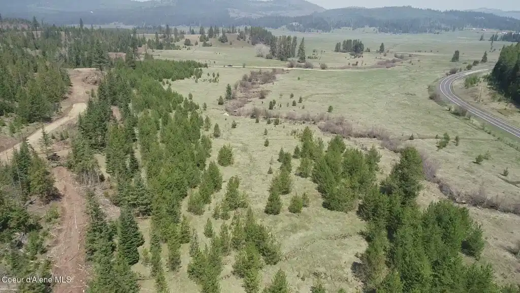 Image 1: Beautiful views