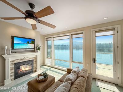 415 W WATERSIDE DR Unit 404