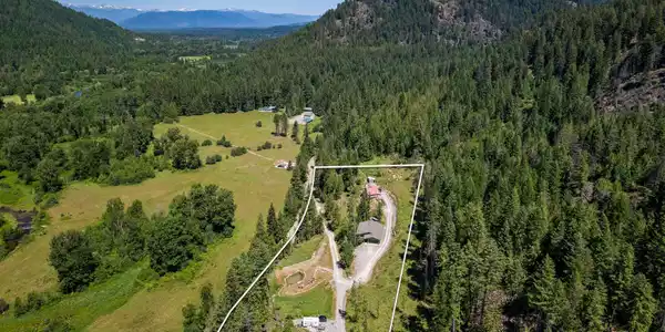 Image 3: 3-DJI_0649 Plotline