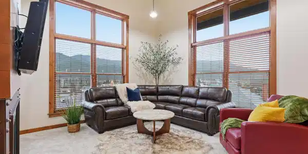 834 McKinley AVE Unit 404