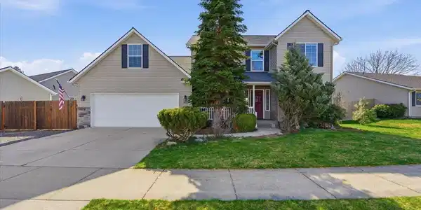 2472 W Warwick CT