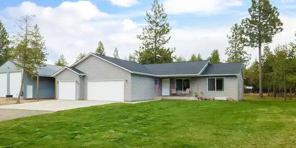 299 Cardinal Lane