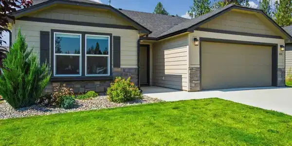 Image 3: 009-16321HadleyLoop-Rathdrum-ID-83858-SM