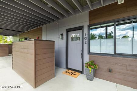 50 Carnelian AVE UNIT 102