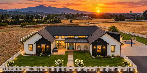 Image 2: Main Home Views